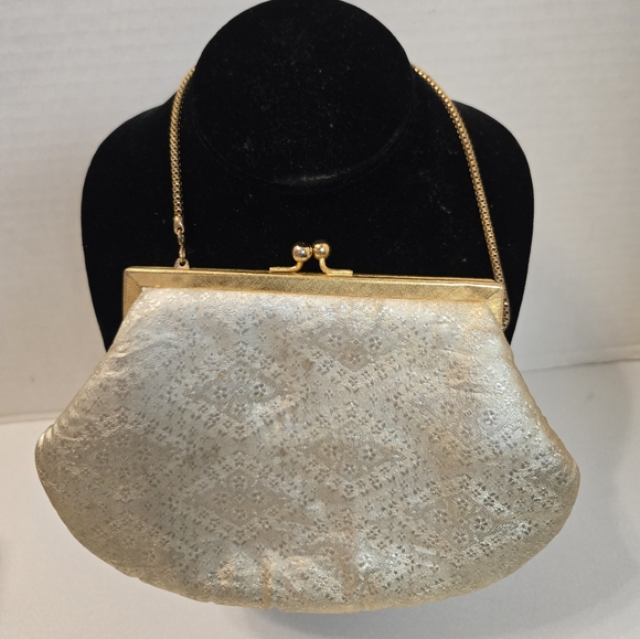 Vintage Handbags - Vintage Gold handbag